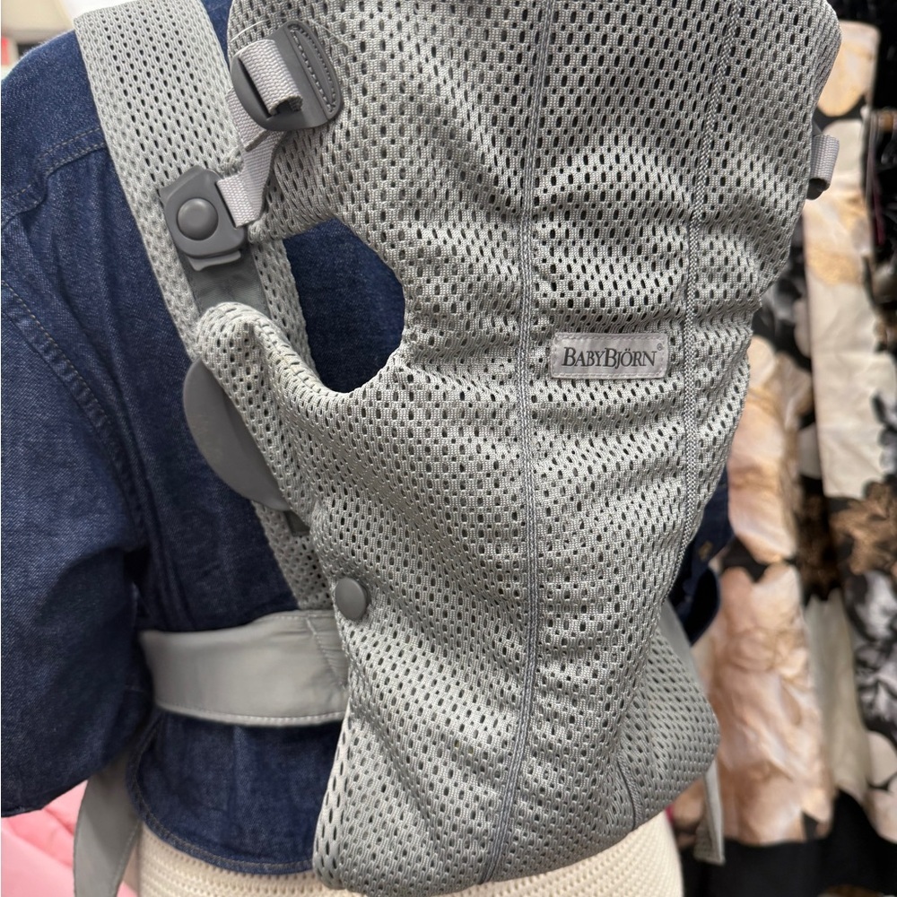 BabyBjörn Gray Bag With Straps